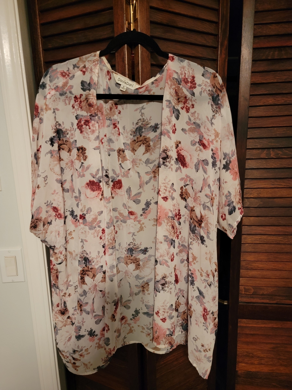 DAVI & DANI White Floral Sheer Open-Front Kimono